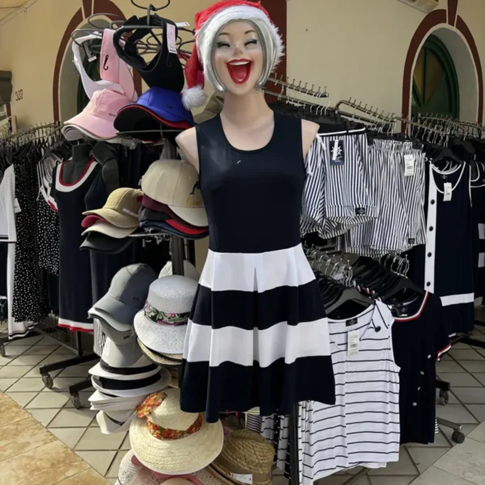 Holiday-Themed Fashion