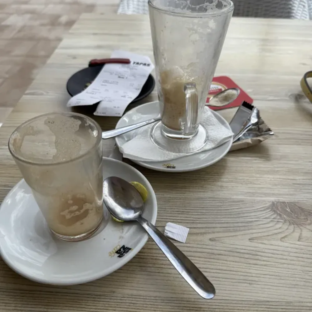Elegant Tableware